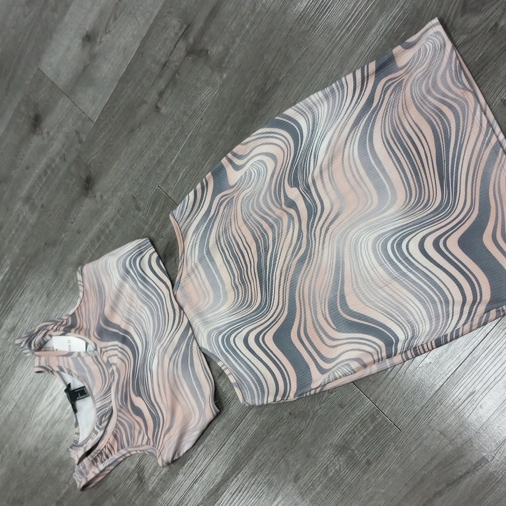 Forever 21 Pink and Gray open waist dress